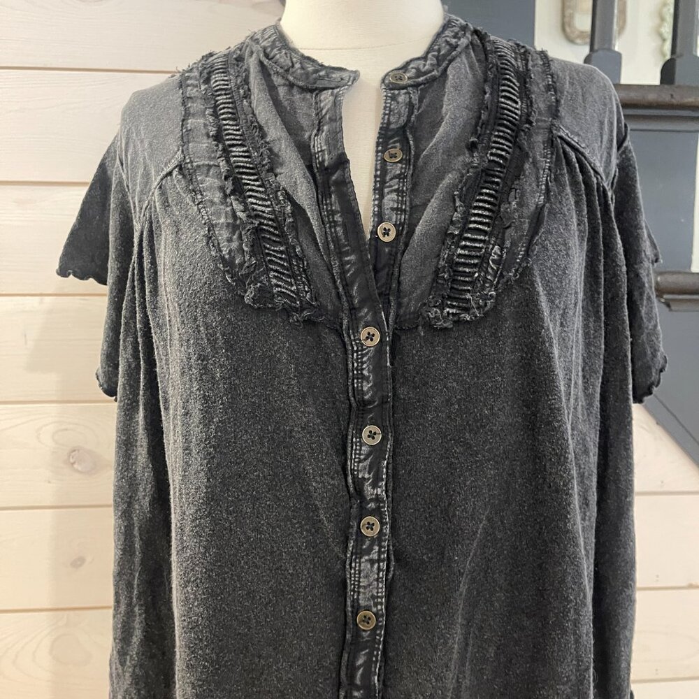 059 Free People Women's Black Sofia Henley NWOT Oversized Size Small - Picture 7 of 8
